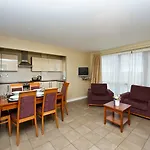 Staycity Aparthotel St Augusti